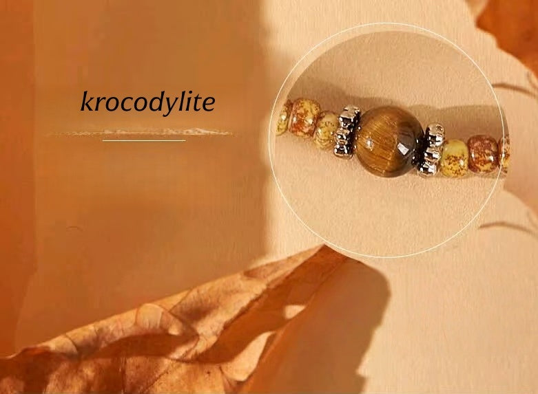 Maple leaf tiger crystal double-layer necklace gift for girls on their birthdays or New Year's Day.