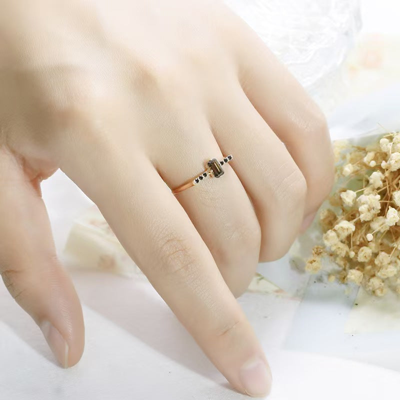 Minimalist Statement Ring: Smoky Quartz & Black Spinel for Focus and Calm