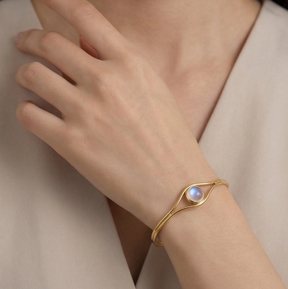 OceAn | The Silent Horizon Moonstone Cuff