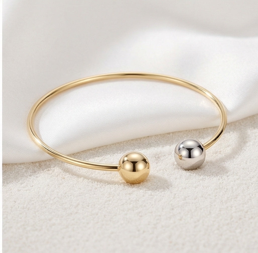 THE SILENT PILLAR | "oCeAn" Constant Resonance Minimalist Bangle