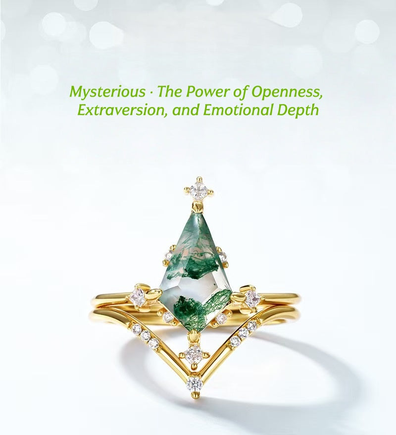 Moss Agate Ring 10K Gold Light Luxury Design